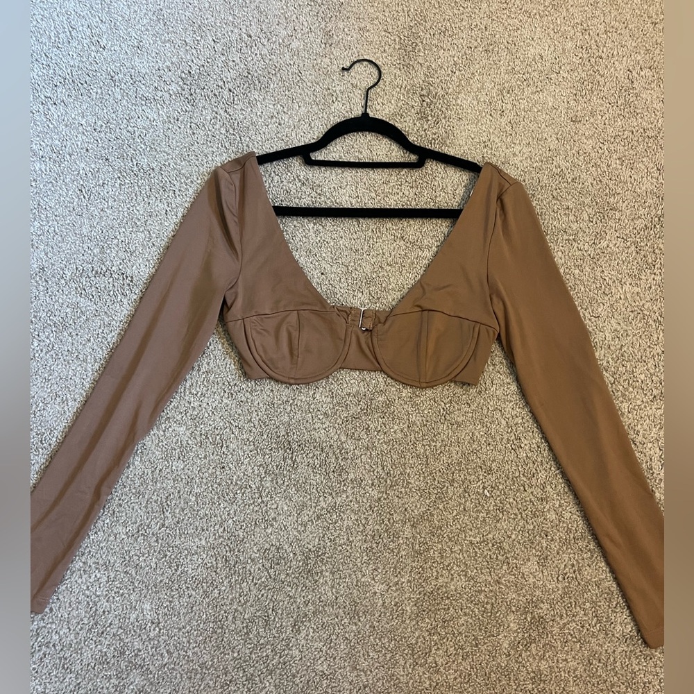 Brown Long Sleeve White Fox Crop Top Size Small - Picture 2 of 6